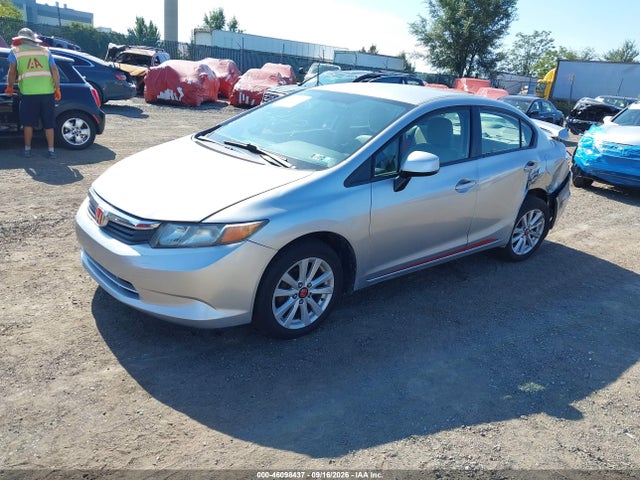 2012 Honda Civic Lx მანქანა იყიდება აუქციონზე, vin: 2HGFB2F52CH314933, აუქციონის ნომერი: 46098437