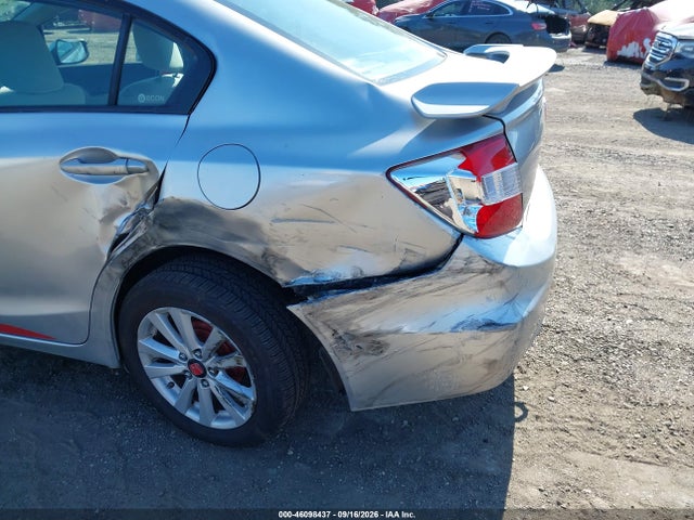 2012 Honda Civic Lx მანქანა იყიდება აუქციონზე, vin: 2HGFB2F52CH314933, აუქციონის ნომერი: 46098437