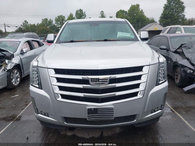 2018 Cadillac Escalade Esv Luxury მანქანა იყიდება აუქციონზე, vin: 1GYS4HKJ1JR190500, აუქციონის ნომერი: 46098444