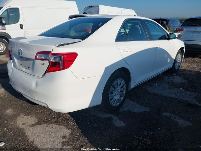 2013 Toyota Camry Le მანქანა იყიდება აუქციონზე, vin: 4T4BF1FK1DR334608, აუქციონის ნომერი: 46098456