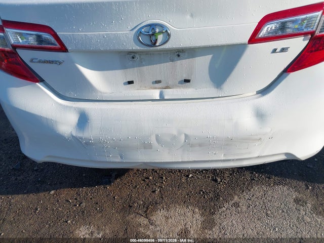 2013 Toyota Camry Le მანქანა იყიდება აუქციონზე, vin: 4T4BF1FK1DR334608, აუქციონის ნომერი: 46098456