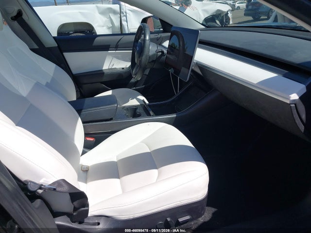 Продажа на аукционе авто 2019 Tesla Model 3 Long Range/performance, vin: 5YJ3E1EB3KF368143, номер лота: 46098478