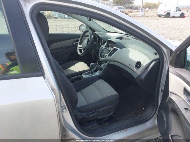 Chevrolet Cruze Ls Auto 2014 1G1PA5SG4E7485852 Image 5