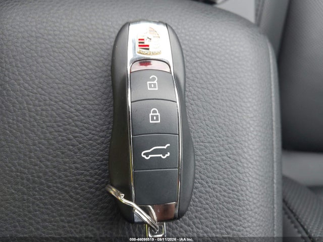 Продаж на аукціоні авто 2023 Porsche Macan S, vin: WP1AG2A50PLB35153, номер лоту: 46098519