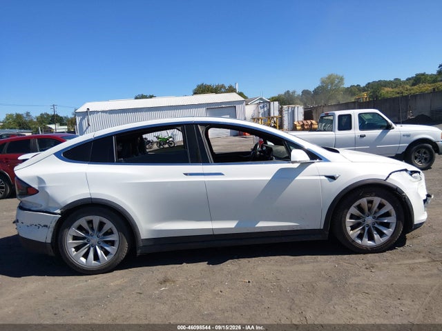 Tesla Model X 100d/75d/90d 2017 5YJXCDE28HF077199 Image 12