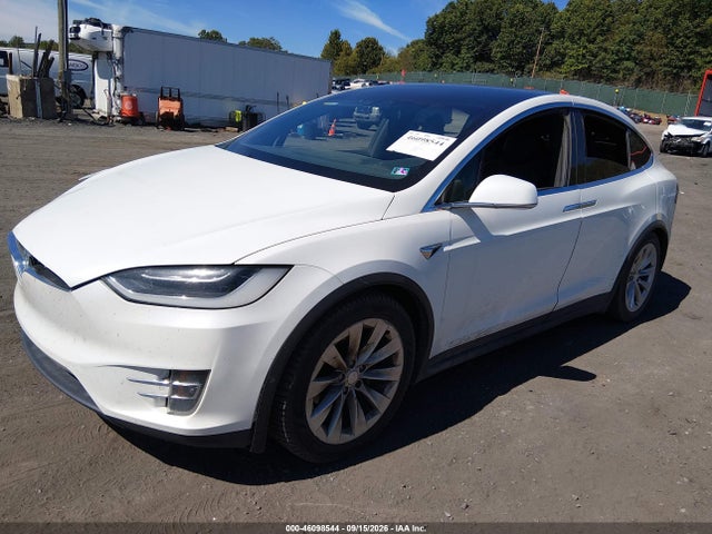 Tesla Model X 100d/75d/90d 2017 5YJXCDE28HF077199 Image 2