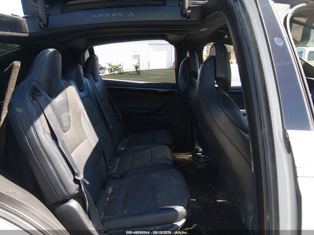 Tesla Model X 100d/75d/90d 2017 5YJXCDE28HF077199 Image 8