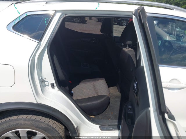 Auction sale of the 2017 Nissan Rogue Sport Sv, vin: JN1BJ1CP6HW029406, lot number: 46098602