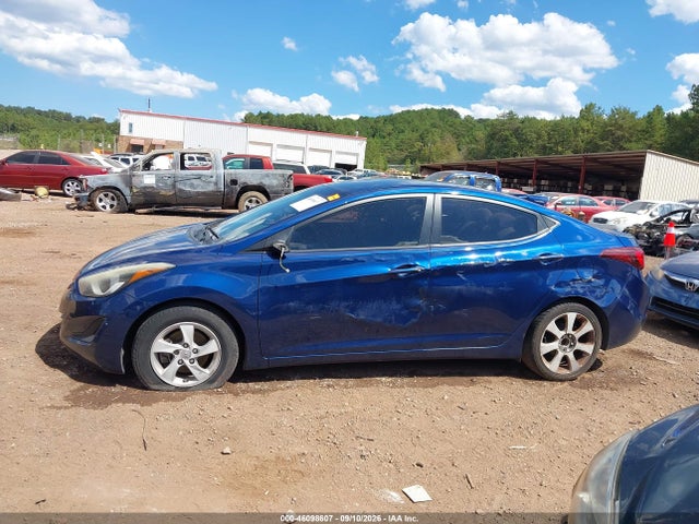 Продажа на аукционе авто 2016 Hyundai Elantra Se, vin: 5NPDH4AE7GH760595, номер лота: 46098607