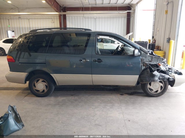 Продажа на аукционе авто 2000 Toyota Sienna Xle, vin: 4T3ZF13C5YU270625, номер лота: 46098635