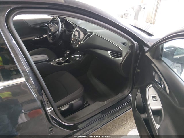 1G1ZD5ST2PF240747 Chevrolet Malibu Fwd 1lt