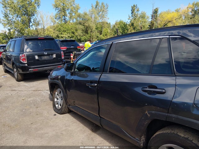 Продаж на аукціоні авто 2021 Toyota Rav4 Le, vin: 2T3F1RFV3MC194783, номер лоту: 46098666