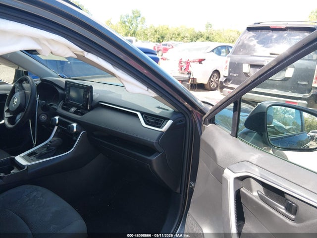 Продаж на аукціоні авто 2021 Toyota Rav4 Le, vin: 2T3F1RFV3MC194783, номер лоту: 46098666