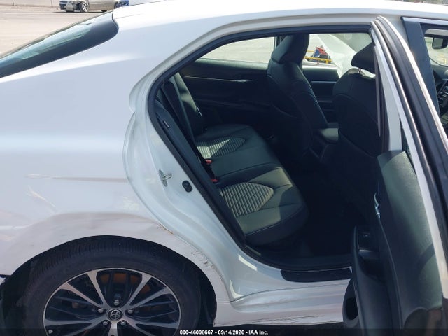 46098667 :رقم المزاد ، 4T1J31AK8LU534888 vin ، 2020 Toyota Camry Se Hybrid مزاد بيع