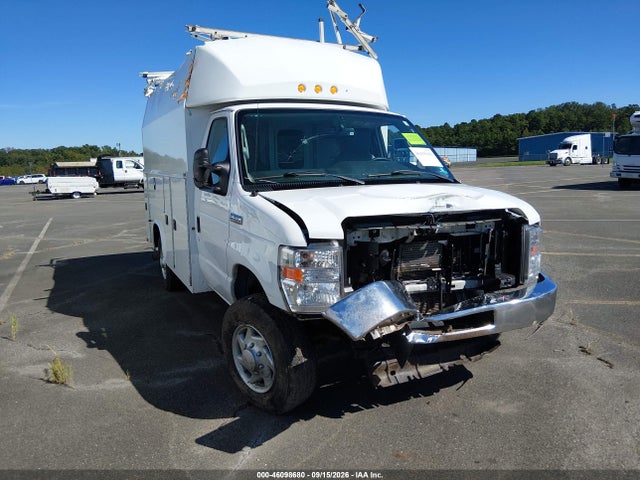 46098680 :رقم المزاد ، 1FDWE3FN7NDC36091 vin ، 2022 Ford E-350 Cutaway مزاد بيع