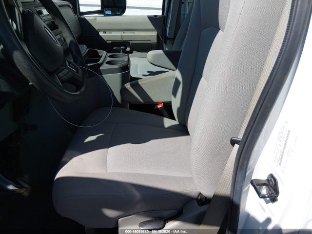 46098680 :رقم المزاد ، 1FDWE3FN7NDC36091 vin ، 2022 Ford E-350 Cutaway مزاد بيع
