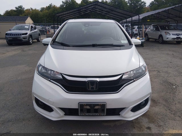 46098684 :رقم المزاد ، 3HGGK5H85JM721172 vin ، 2018 Honda Fit Ex مزاد بيع