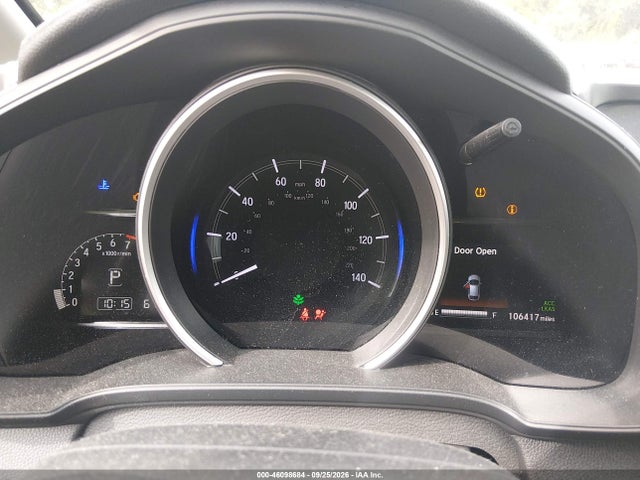 46098684 :رقم المزاد ، 3HGGK5H85JM721172 vin ، 2018 Honda Fit Ex مزاد بيع