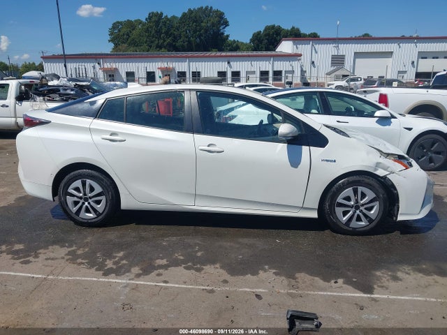 Продаж на аукціоні авто 2017 Toyota Prius Four, vin: JTDKARFU4H3046042, номер лоту: 46098690