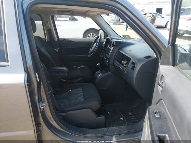 46098698 :رقم المزاد ، 1C4NJRFB5CD577698 vin ، 2012 Jeep Patriot Latitude مزاد بيع