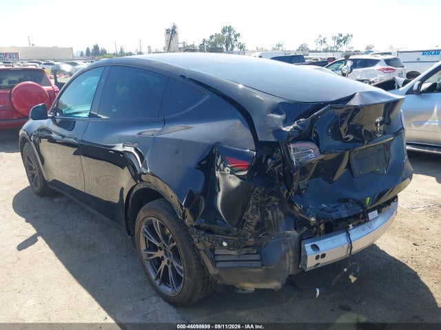 7SAYGDEE6RA232840 Tesla Model Y Long Range Dual Motor All-wheel Drive