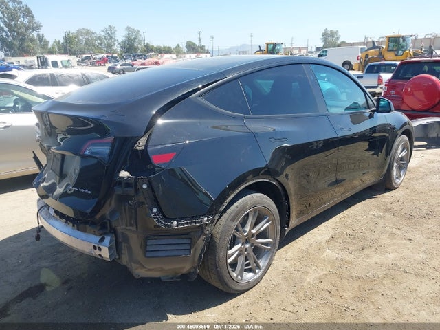 7SAYGDEE6RA232840 Tesla Model Y Long Range Dual Motor All-wheel Drive