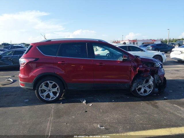 Продажа на аукционе авто 2017 Ford Escape Titanium, vin: 1FMCU9JDXHUE33137, номер лота: 46098714