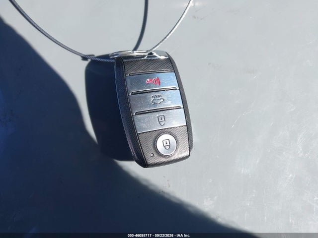 KIA OPTIMA HYBRID 2017 KNAGT4LC8H5006143 Image 11