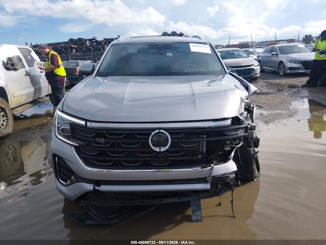 Продаж на аукціоні авто 2024 Volkswagen Atlas Cross Sport 2.0t Sel Premium R-line, vin: 1V2FE2CA7RC212786, номер лоту: 46098733