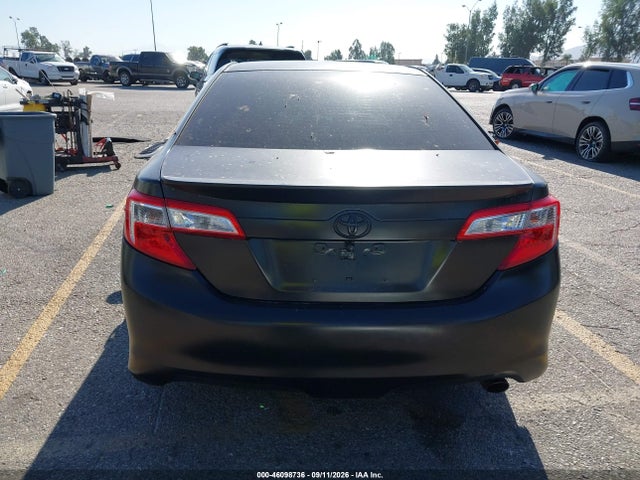 46098736 :رقم المزاد ، 4T1BF1FK6DU255817 vin ، 2013 Toyota Camry Se مزاد بيع