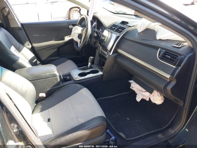 46098736 :رقم المزاد ، 4T1BF1FK6DU255817 vin ، 2013 Toyota Camry Se مزاد بيع