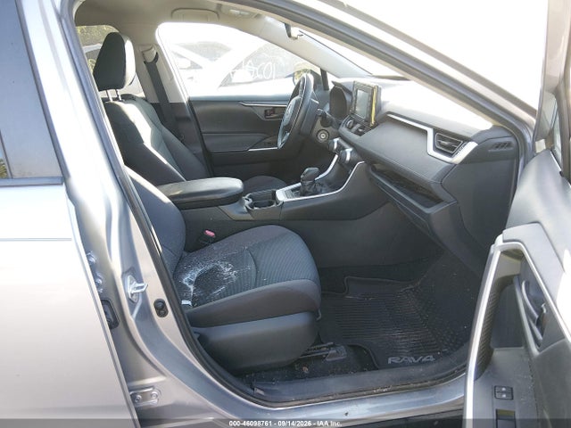 Продажа на аукционе авто 2020 Toyota Rav4 Le, vin: 2T3F1RFV4LC109318, номер лота: 46098761