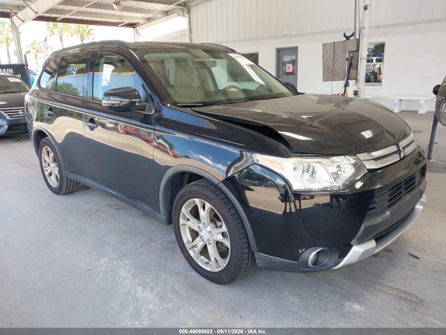 46098802 :رقم المزاد ، JA4AD3A34FZ000911 vin ، 2015 Mitsubishi Outlander Se مزاد بيع