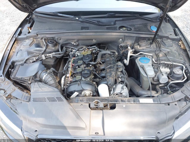 2012 Audi A5 2.0t Premium მანქანა იყიდება აუქციონზე, vin: WAULFAFH6CN004637, აუქციონის ნომერი: 46098804