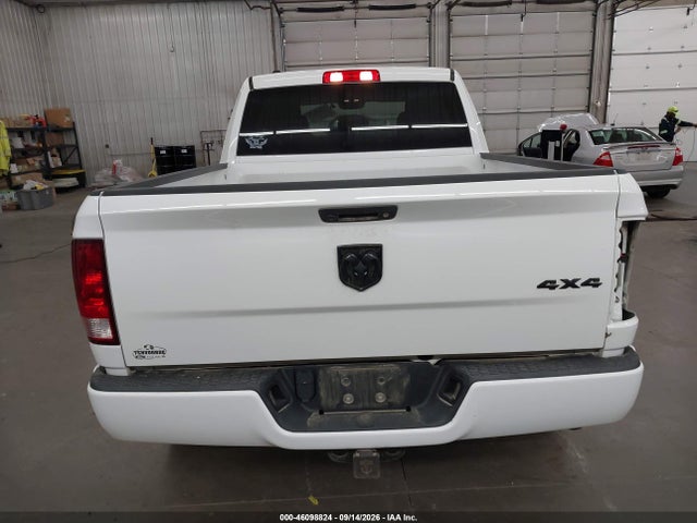 Продажа на аукционе авто 2018 Ram 1500 Express  4x4 6'4 Box, vin: 1C6RR7FG3JS344980, номер лота: 46098824