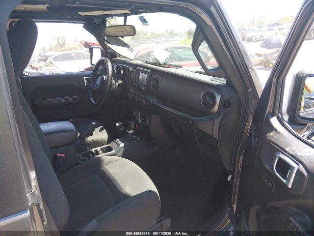 46098848 :رقم المزاد ، 1C4GJXAG5JW255743 vin ، 2018 Jeep Wrangler Sport S 4x4 مزاد بيع