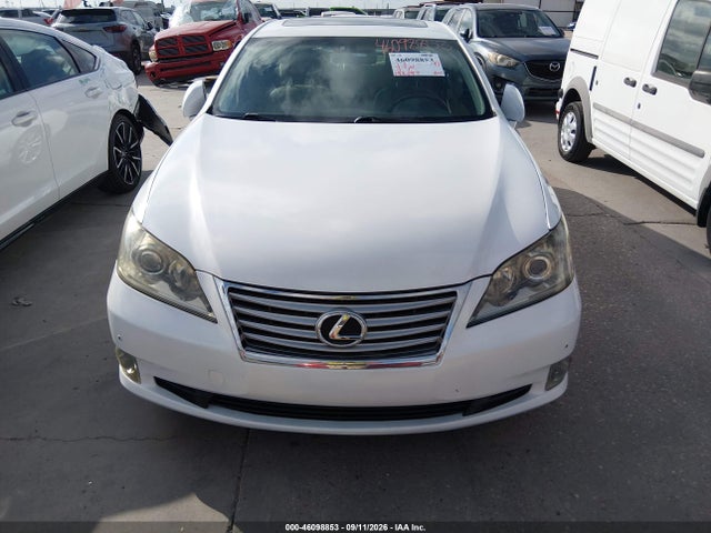46098853 :رقم المزاد ، JTHBK1EG9B2422482 vin ، 2011 Lexus Es 350 مزاد بيع
