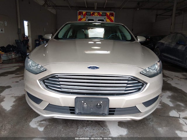 Продажа на аукционе авто 2018 Ford Fusion Hybrid S, vin: 3FA6P0UU4JR279074, номер лота: 46098868