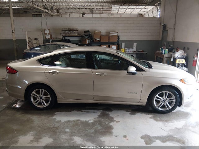 Продажа на аукционе авто 2018 Ford Fusion Hybrid S, vin: 3FA6P0UU4JR279074, номер лота: 46098868