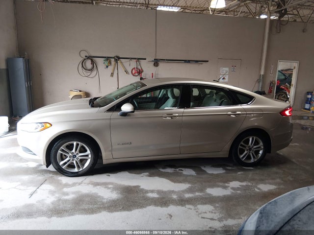 Продажа на аукционе авто 2018 Ford Fusion Hybrid S, vin: 3FA6P0UU4JR279074, номер лота: 46098868