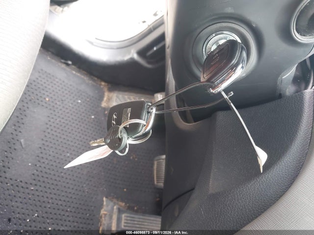46098873 :رقم المزاد ، 5XYZU3LB2GG374642 vin ، 2016 Hyundai Santa Fe Sport 2.4l مزاد بيع