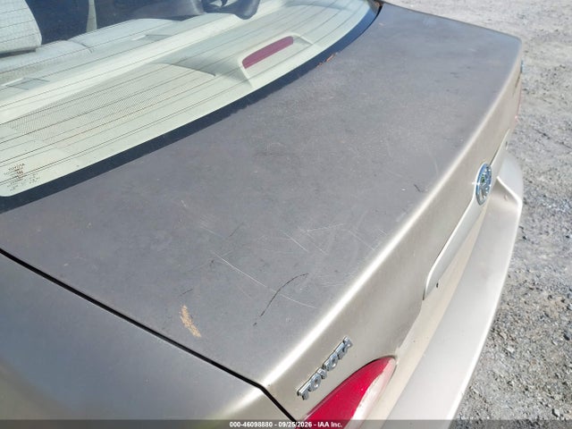 46098880 :رقم المزاد ، 1NXBR32E84Z242747 vin ، 2004 Toyota Corolla Le مزاد بيع