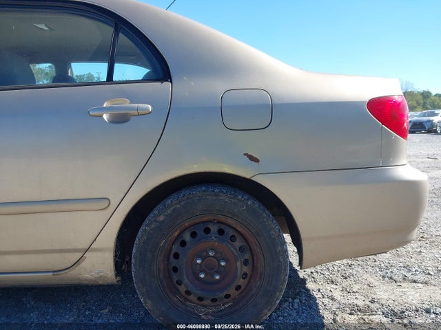 46098880 :رقم المزاد ، 1NXBR32E84Z242747 vin ، 2004 Toyota Corolla Le مزاد بيع