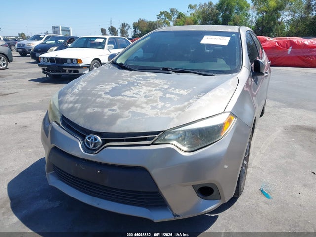46098882 :رقم المزاد ، 5YFBURHE6GP379054 vin ، 2016 Toyota Corolla Le Plus مزاد بيع