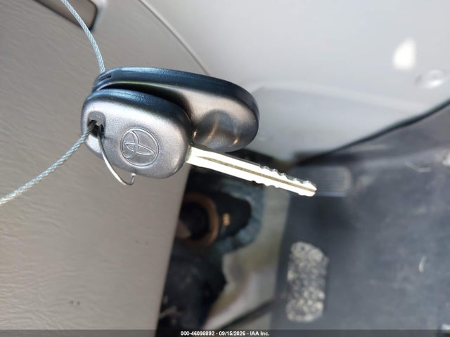 46098892 :رقم المزاد ، 5TDBK22C28S019809 vin ، 2008 Toyota Sienna Limited مزاد بيع