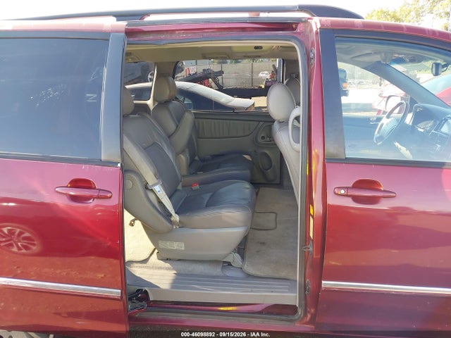 46098892 :رقم المزاد ، 5TDBK22C28S019809 vin ، 2008 Toyota Sienna Limited مزاد بيع