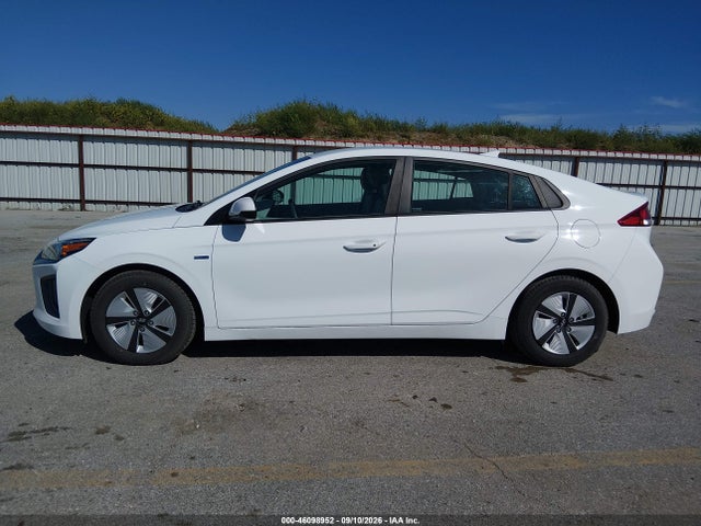 2020 Hyundai Ioniq Hybrid Blue მანქანა იყიდება აუქციონზე, vin: KMHC65LC6LU233193, აუქციონის ნომერი: 46098952