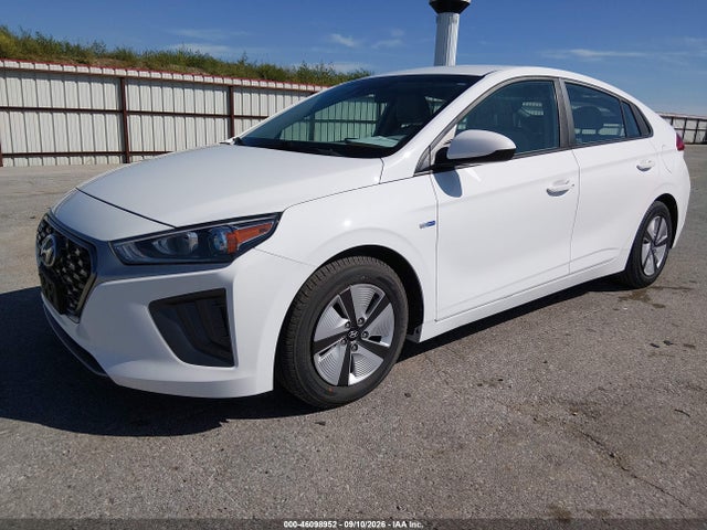 2020 Hyundai Ioniq Hybrid Blue მანქანა იყიდება აუქციონზე, vin: KMHC65LC6LU233193, აუქციონის ნომერი: 46098952