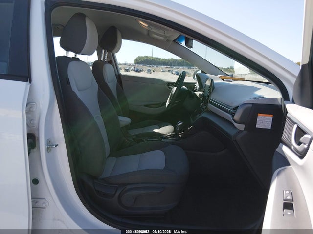 2020 Hyundai Ioniq Hybrid Blue მანქანა იყიდება აუქციონზე, vin: KMHC65LC6LU233193, აუქციონის ნომერი: 46098952