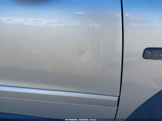 46098959 :رقم المزاد ، YV1SZ58D311044714 vin ، 2001 Volvo V70 Xc مزاد بيع